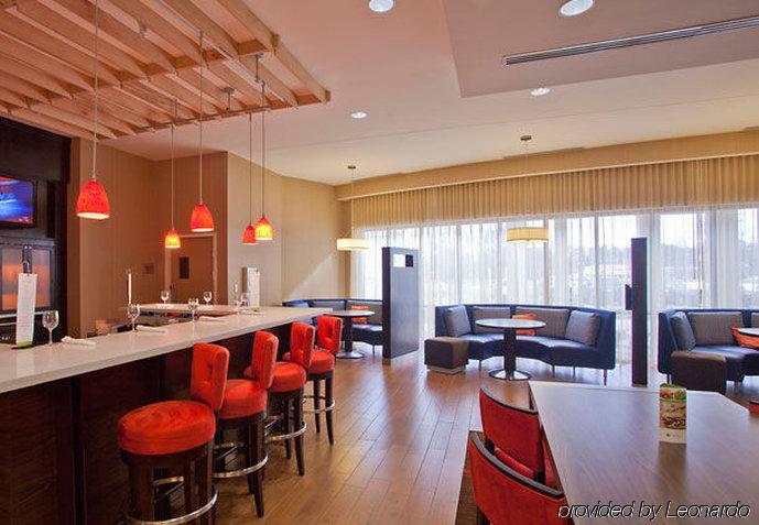 คอร์ตยาร์ด ชาร์ลอตต์ แอร์พอร์ต นอร์ท Hotel ชาร์ล็อต ร้านอาหาร รูปภาพ
