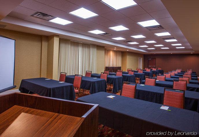 คอร์ตยาร์ด ชาร์ลอตต์ แอร์พอร์ต นอร์ท Hotel ชาร์ล็อต ธุรกิจ รูปภาพ